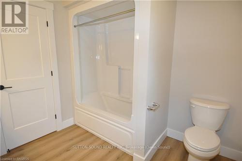 397802 10Th Concession, Meaford, ON - Indoor Photo Showing Bathroom