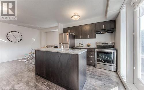 1989 Ottawa Street Unit# 20E, Kitchener, ON - Indoor Photo Showing Kitchen