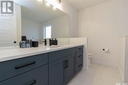 417 Germain Manor, Saskatoon, SK - Indoor Photo Showing Bathroom