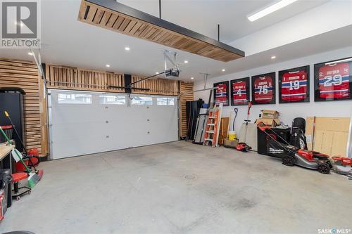 417 Germain Manor, Saskatoon, SK - Indoor Photo Showing Garage