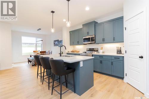 417 Germain Manor, Saskatoon, SK - Indoor Photo Showing Kitchen With Upgraded Kitchen