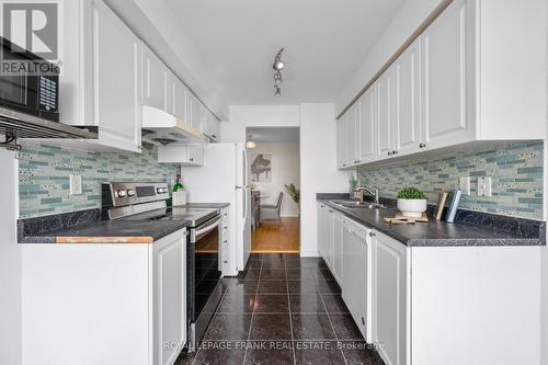 2310 - 61 Town Centre Court, Toronto (Bendale), ON - Indoor Photo Showing Kitchen With Double Sink