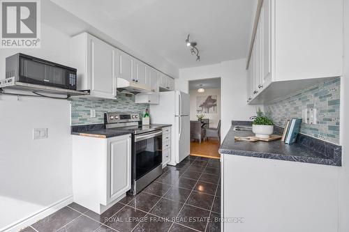 2310 - 61 Town Centre Court, Toronto (Bendale), ON - Indoor Photo Showing Kitchen