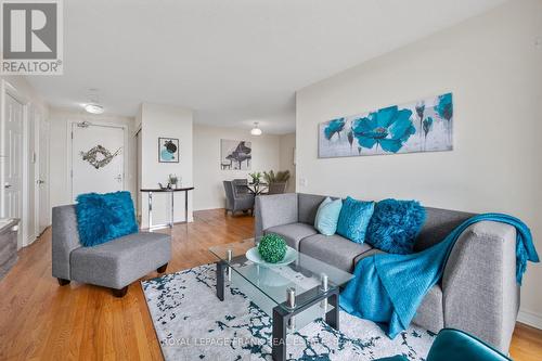 2310 - 61 Town Centre Court, Toronto (Bendale), ON - Indoor Photo Showing Living Room