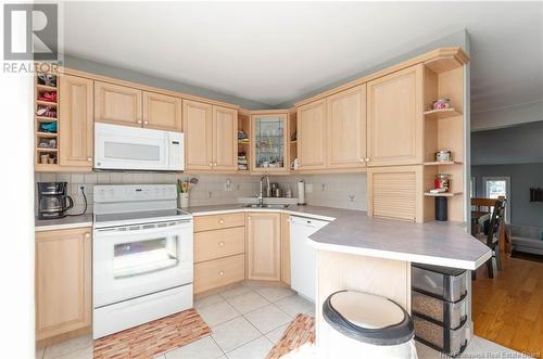 199 Evergreen Drive, Moncton, NB - Indoor Photo Showing Kitchen