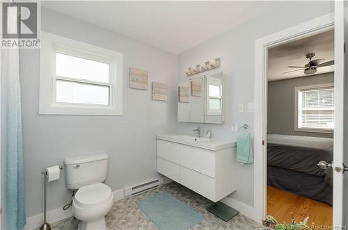 199 Evergreen Drive, Moncton, NB - Indoor Photo Showing Bathroom