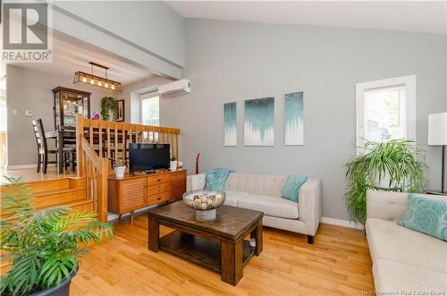 199 Evergreen Drive, Moncton, NB - Indoor Photo Showing Living Room