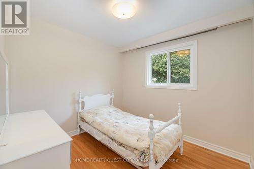 2277 Springfield Court, Mississauga, ON - Indoor Photo Showing Bedroom