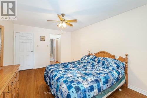 2277 Springfield Court, Mississauga, ON - Indoor Photo Showing Bedroom