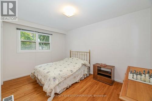 2277 Springfield Court, Mississauga, ON - Indoor Photo Showing Bedroom