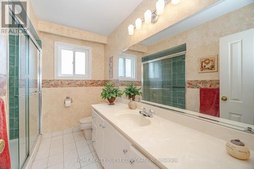 2277 Springfield Court, Mississauga, ON - Indoor Photo Showing Bathroom