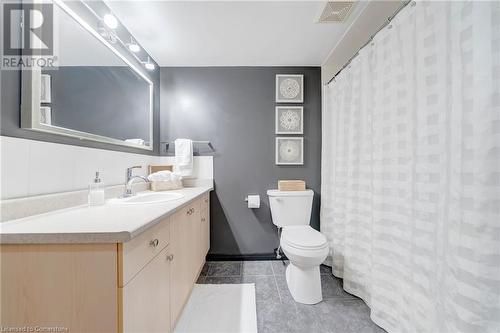 73 Garfield Avenue S Unit# 2A, Hamilton, ON - Indoor Photo Showing Bathroom