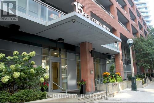 806 - 15 Bruyeres Mews, Toronto, ON - Outdoor