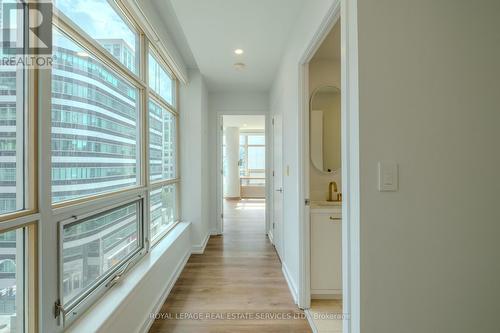 614 - 36 Blue Jays Way, Toronto, ON - Indoor Photo Showing Other Room