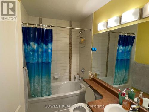 1805 - 3525 Kariya Drive, Mississauga, ON - Indoor Photo Showing Bathroom