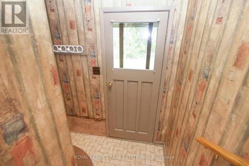 10 Killarney Road, Smith-Ennismore-Lakefield, ON - Indoor Photo Showing Other Room