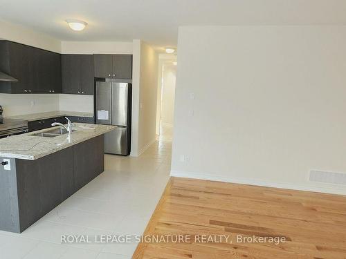 Upper-999 Black Cherry Dr, Oshawa, ON - Indoor Photo Showing Kitchen With Double Sink