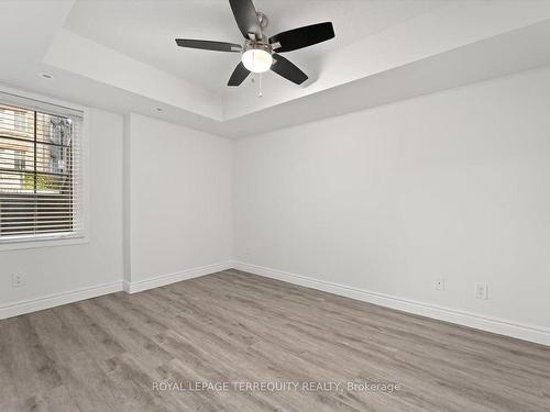 90-9 Windermere Ave, Toronto, ON - Indoor Photo Showing Other Room