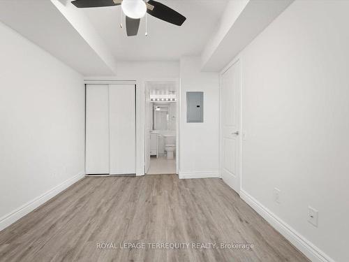 90-9 Windermere Ave, Toronto, ON - Indoor Photo Showing Other Room