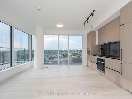 804-1285 Dupont St, Toronto, ON - Indoor Photo Showing Kitchen