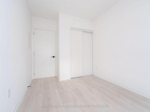 804-1285 Dupont St, Toronto, ON - Indoor Photo Showing Other Room