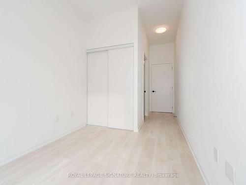 804-1285 Dupont St, Toronto, ON - Indoor Photo Showing Other Room