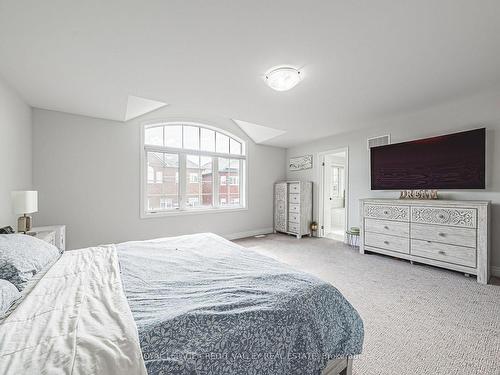 138 Branigan Cres, Halton Hills, ON - Indoor Photo Showing Bedroom