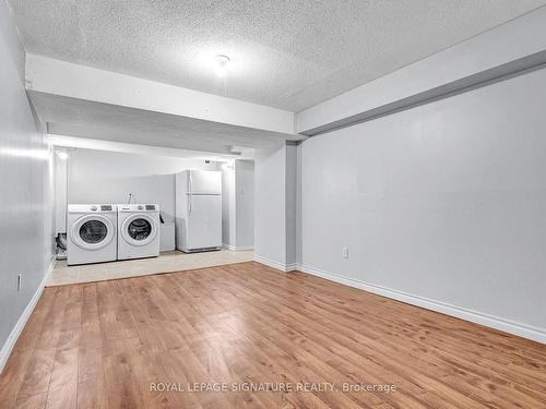 165-99 Bristol Rd, Mississauga, ON - Indoor Photo Showing Laundry Room