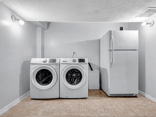 165-99 Bristol Rd, Mississauga, ON - Indoor Photo Showing Laundry Room