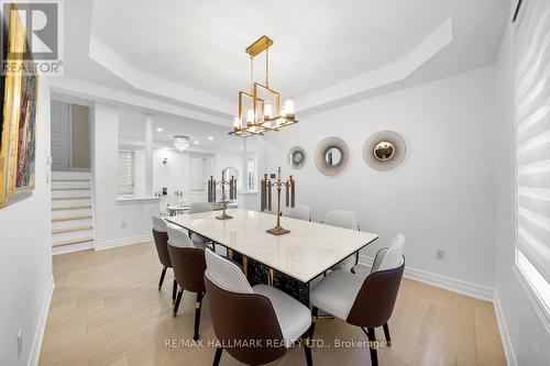 101 Ravine Edge Drive, Richmond Hill, ON - Indoor Photo Showing Dining Room