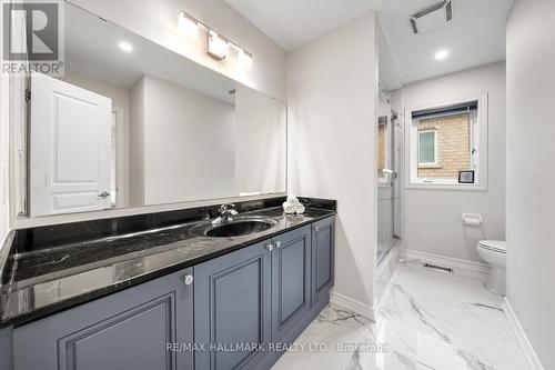 101 Ravine Edge Drive, Richmond Hill, ON - Indoor Photo Showing Bathroom