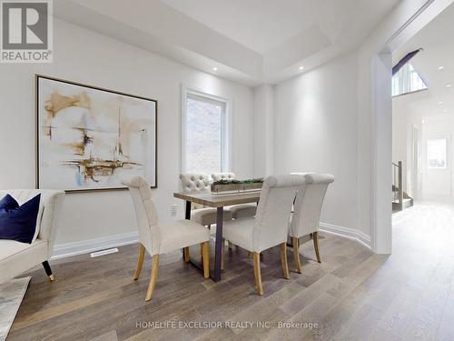 19 Aida Place, Richmond Hill, ON - Indoor Photo Showing Dining Room