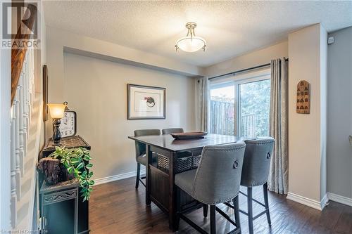 2880 Headon Forest Drive Unit# 18, Burlington, ON - Indoor Photo Showing Dining Room