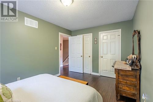 2880 Headon Forest Drive Unit# 18, Burlington, ON - Indoor Photo Showing Bedroom