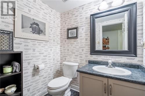 2880 Headon Forest Drive Unit# 18, Burlington, ON - Indoor Photo Showing Bathroom