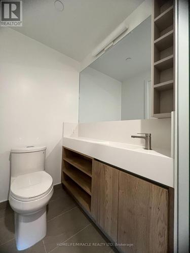 4817 - 319 Jarvis Street, Toronto, ON - Indoor Photo Showing Bathroom