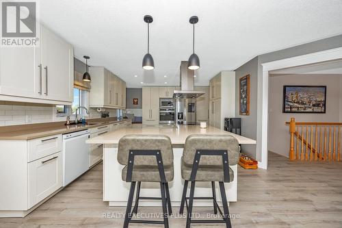 2807 Henrie Road, Clarence-Rockland, ON - Indoor Photo Showing Kitchen