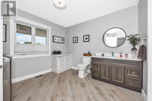 2807 Henrie Road, Clarence-Rockland, ON - Indoor Photo Showing Bathroom