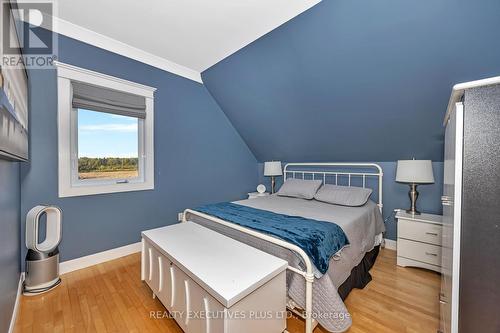 2807 Henrie Road, Clarence-Rockland, ON - Indoor Photo Showing Bedroom