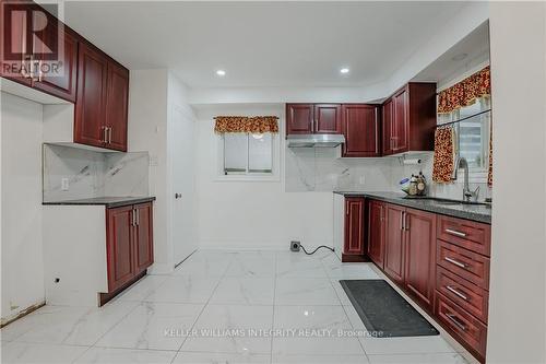 227 Gardner Avenue, Cornwall (717 - Cornwall), ON - Indoor Photo Showing Kitchen