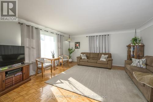 412 John Street S, Aylmer (Ay), ON - Indoor Photo Showing Living Room