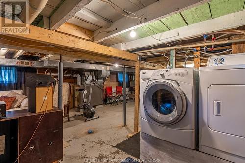 16 Thelma Avenue, Chatham, ON - Indoor Photo Showing Laundry Room