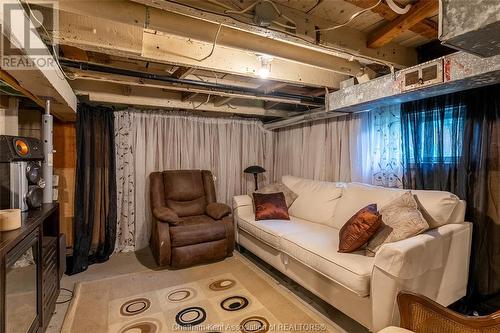 16 Thelma Avenue, Chatham, ON - Indoor Photo Showing Basement