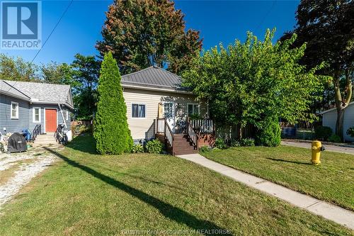 16 Thelma Avenue, Chatham, ON - Outdoor