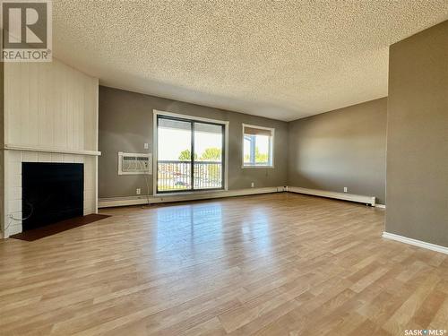 304 355 Kingsmere Boulevard, Saskatoon, SK - Indoor With Fireplace