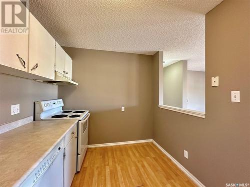 304 355 Kingsmere Boulevard, Saskatoon, SK - Indoor Photo Showing Kitchen