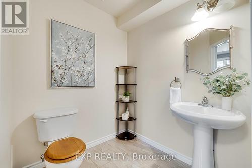 36 Tudor Street, Kitchener, ON - Indoor Photo Showing Bathroom