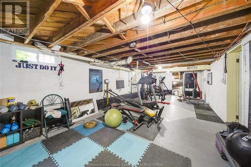 465 Roselawn Drive, Windsor, ON - Indoor Photo Showing Basement