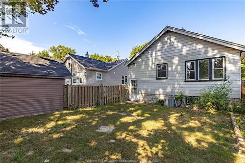 377 John B Avenue, Windsor, ON - Outdoor