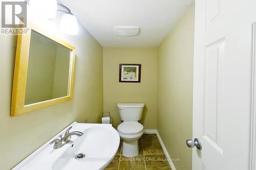 1261 Limberlost Road, London, ON - Indoor Photo Showing Bathroom